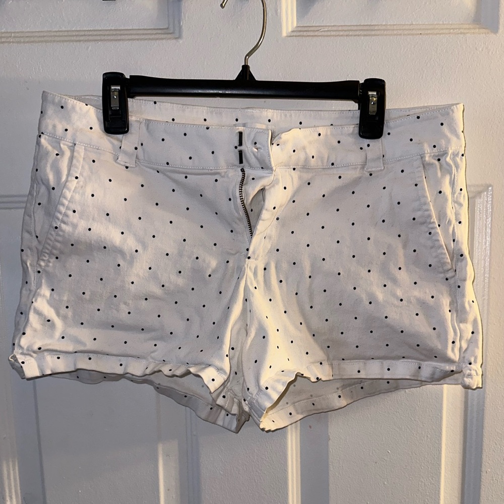 New York and Company polkadot shorts Size 12